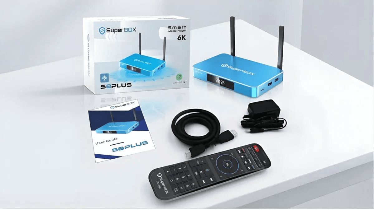 SuperBox S8 Plus package contents